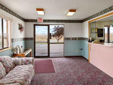 Super 8 By Wyndham Nephi Hotell Interiør bilde